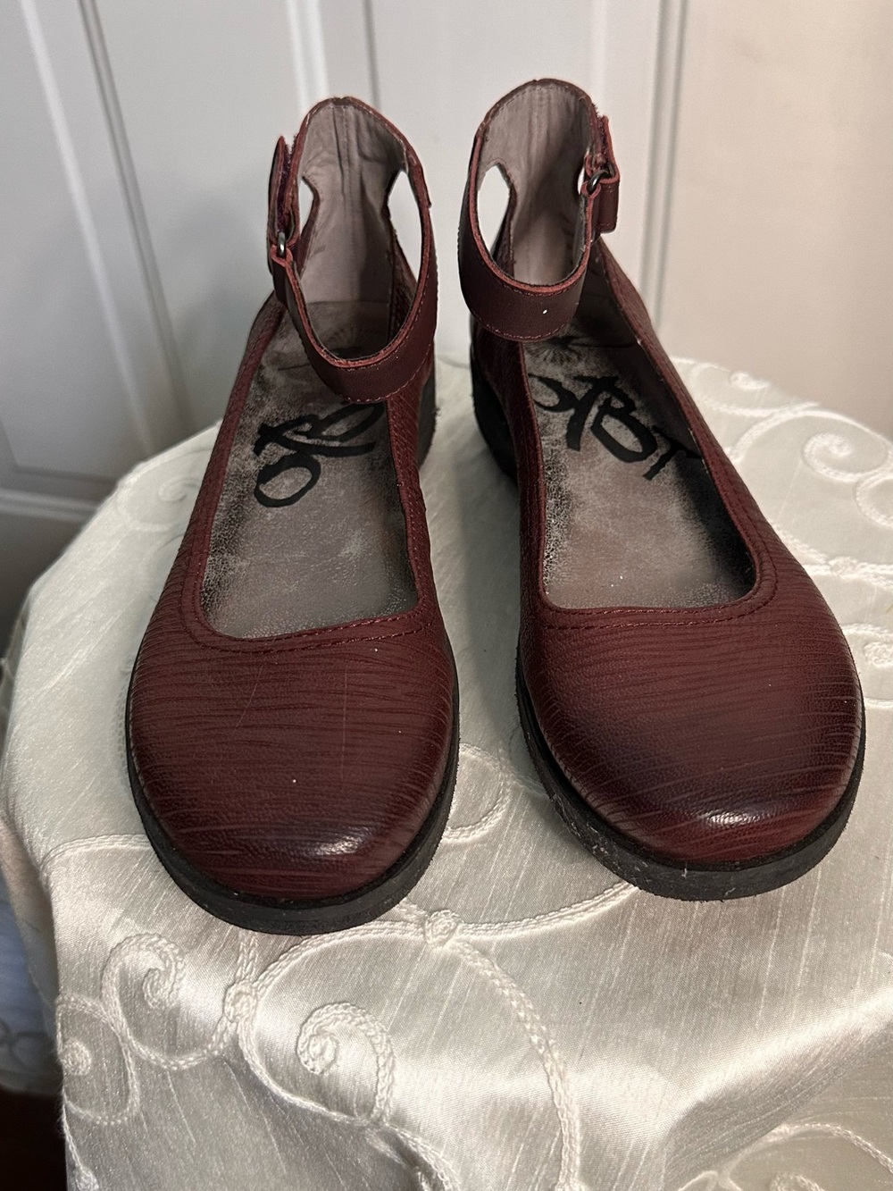 OTBT Women's Burgundy Ankle-Strap Round-Toe Flats